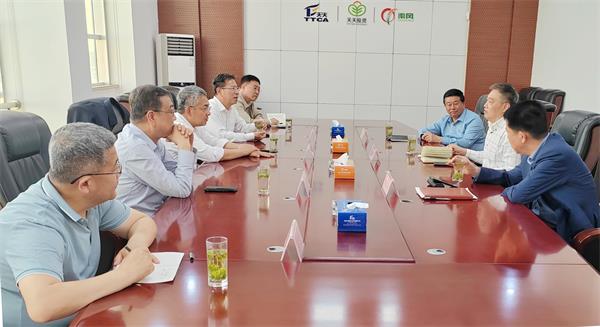 濰坊市人大常委會(huì)機(jī)關(guān)二級(jí)巡視員、濰坊市企業(yè)家...